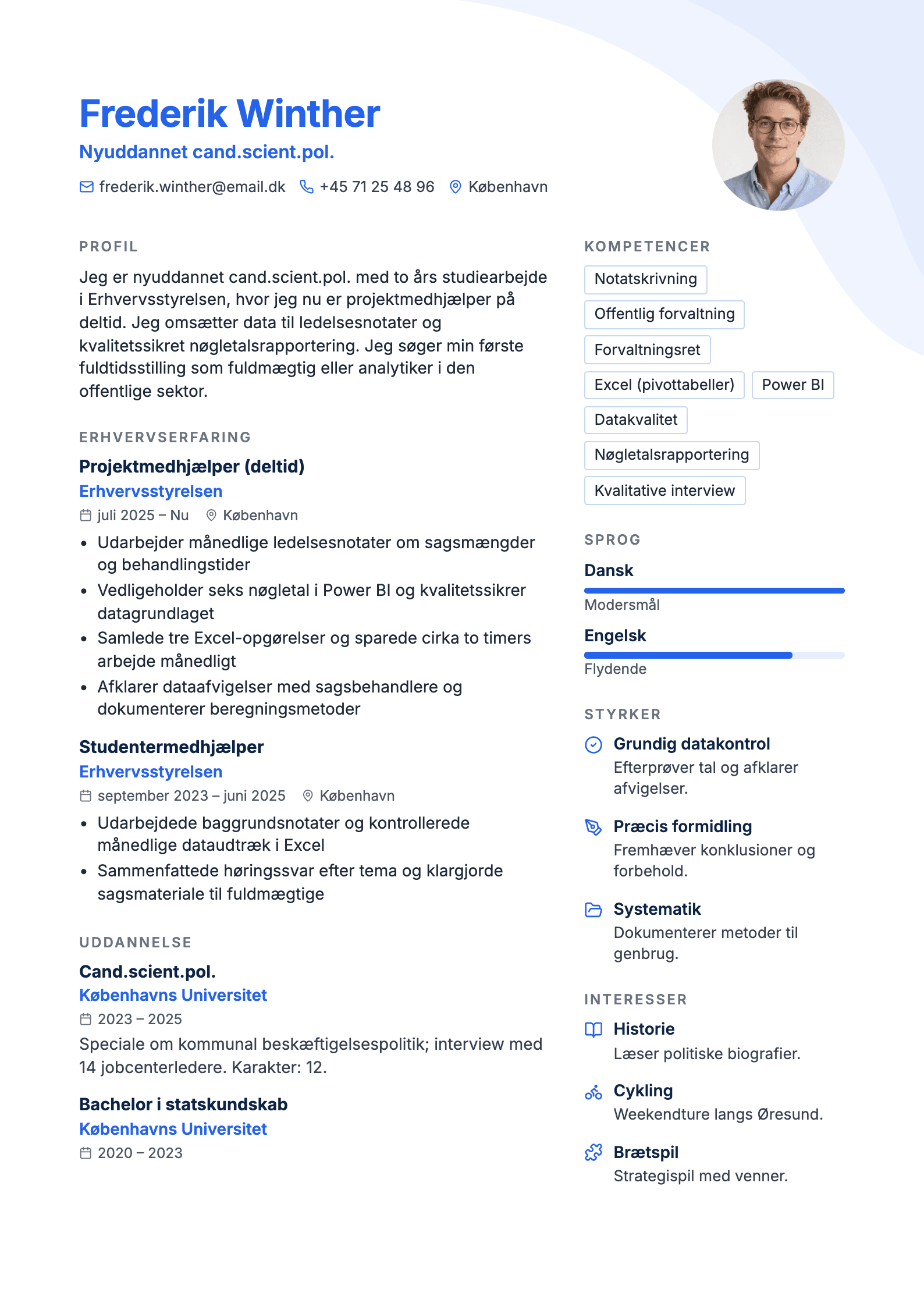 CV-eksempel for nyuddannet: komplet CV med profiltekst, erhvervserfaring og kompetencer