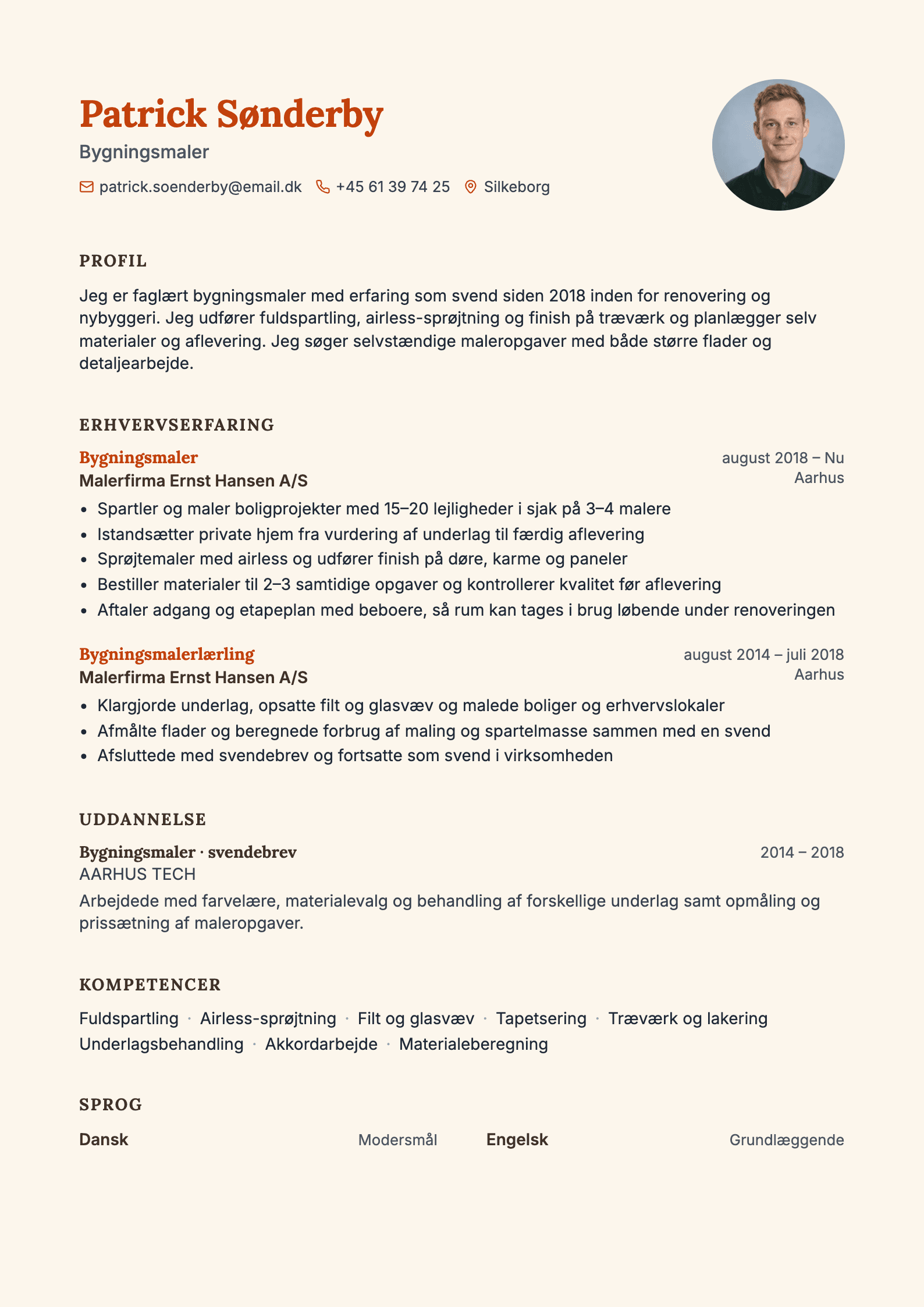 CV-eksempel for maler: komplet CV med profiltekst, erhvervserfaring og kompetencer